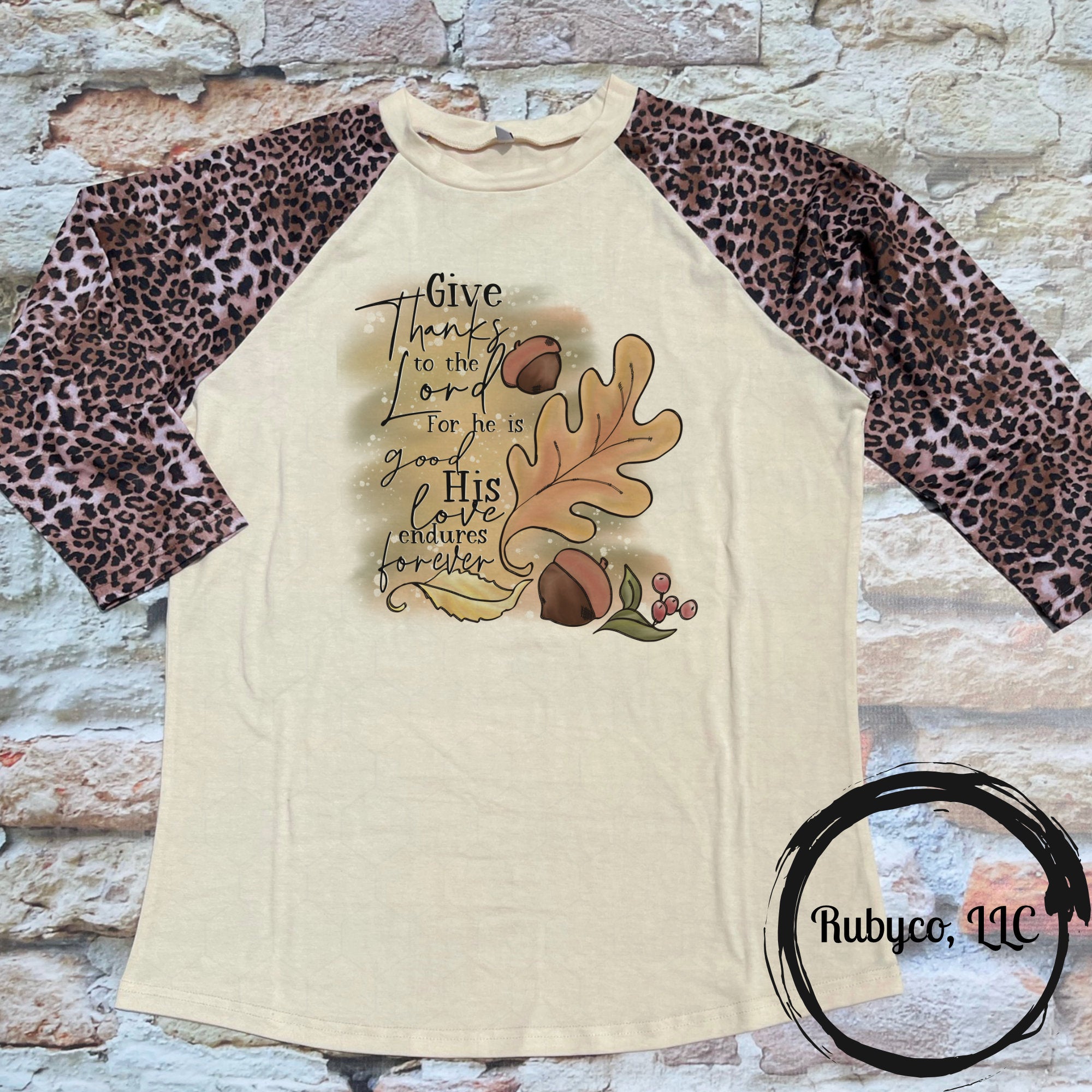 Give Thanks to the Lord Leopard Raglan Top