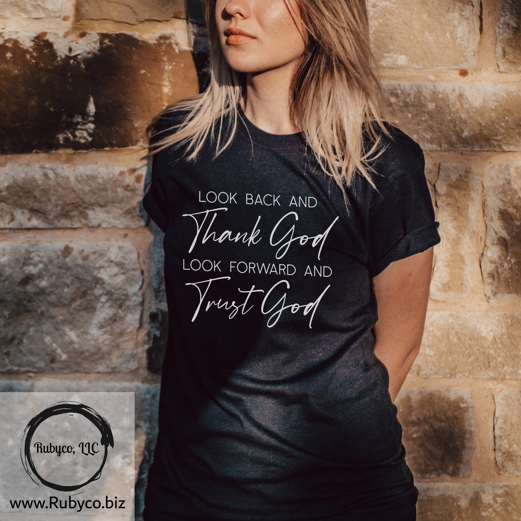 Look Back Look  Forward - T-shirt